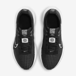 Nike Women’s Interact Running Shoes!!